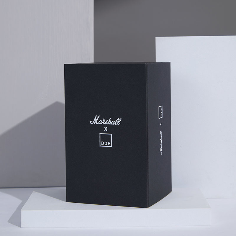 Handmade Black Book Shape Folding Clamshell Paper Gift Packaging Magnetic Box With Insert