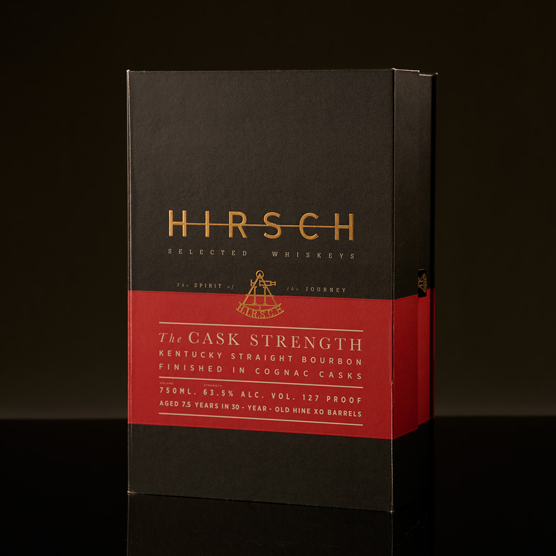 Luxury Matte Black Magnetic Rigid Cardboard Paper Wine Whiskey Gift Box Clamshell Packaging With Insert